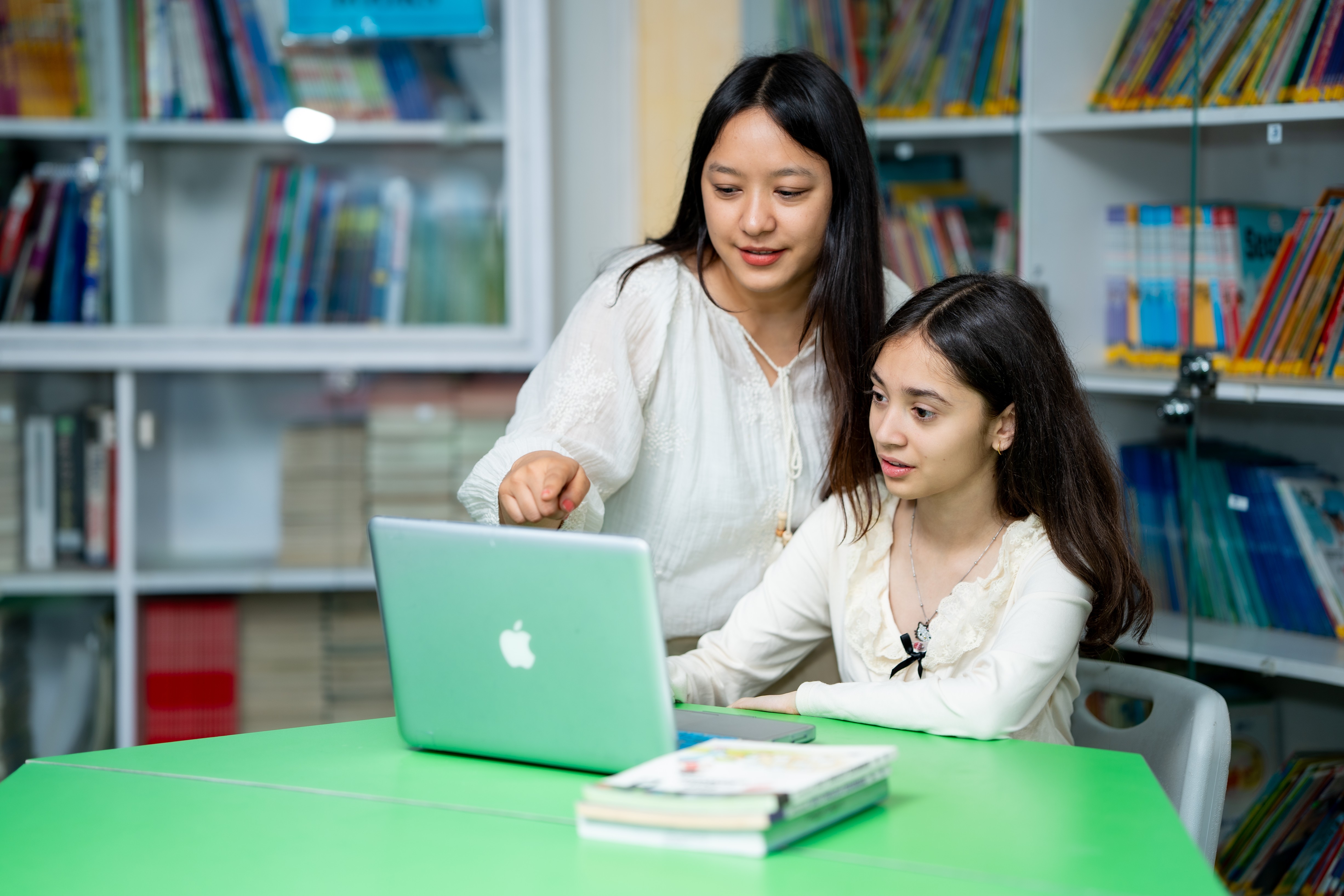 Mastering Sales and Marketing: Strategies for Increasing Revenue